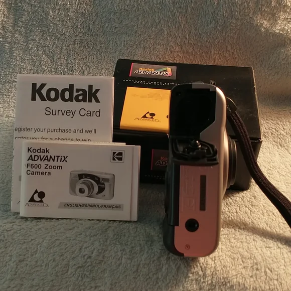 Kodak Advantix F600 Zoom APS SLR Film Camera Vintage D1